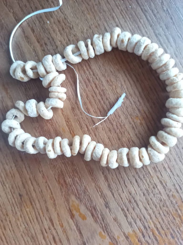 Cheerio necklace